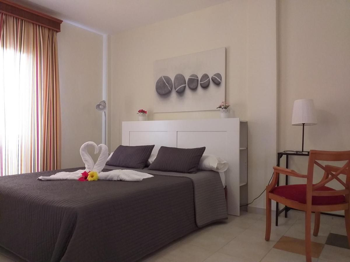 Aparthotel El Cerrito Playa Cancajos.- BreNa Baja  エクステリア 写真