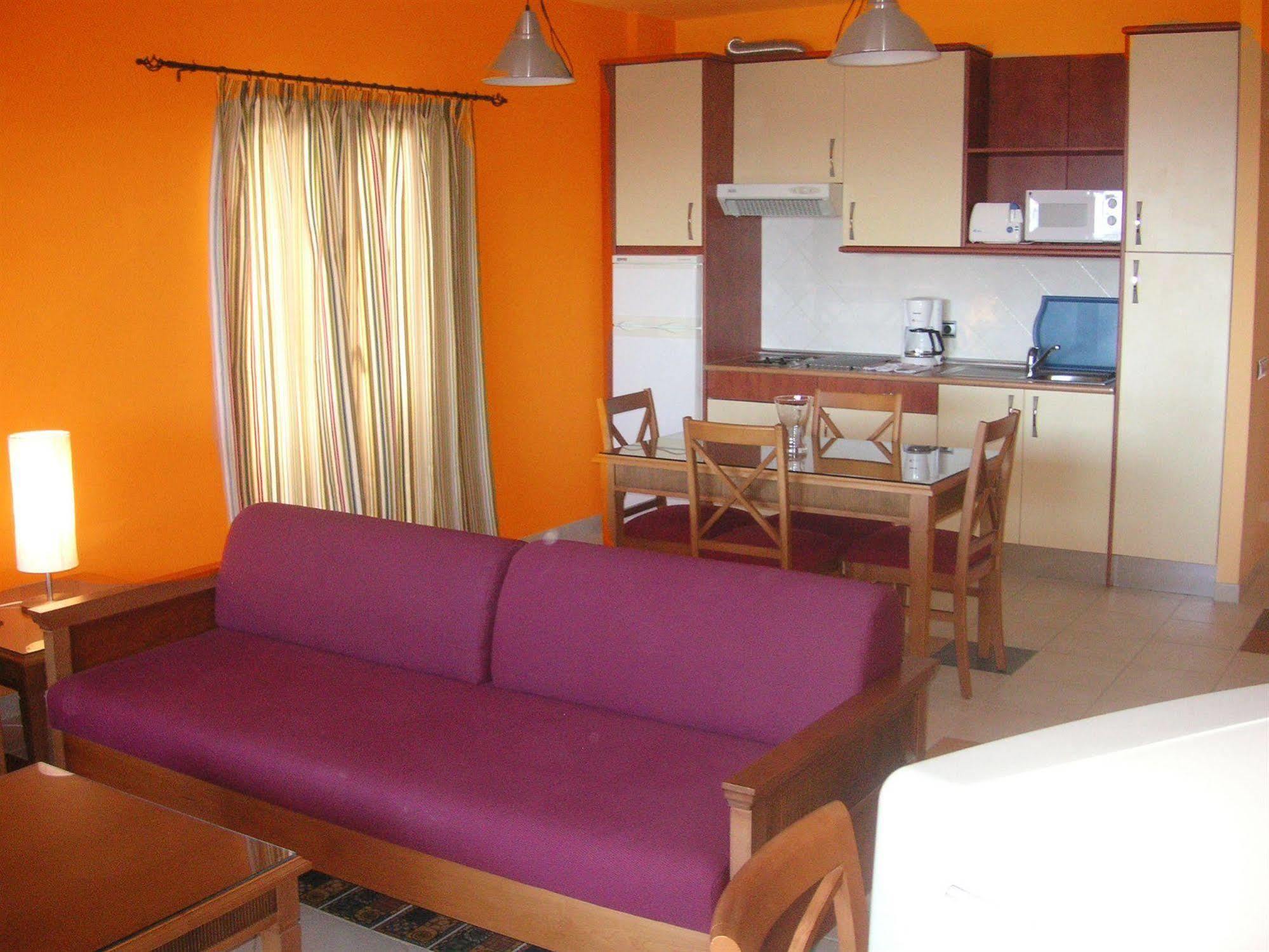 Aparthotel El Cerrito Playa Cancajos.- BreNa Baja  エクステリア 写真
